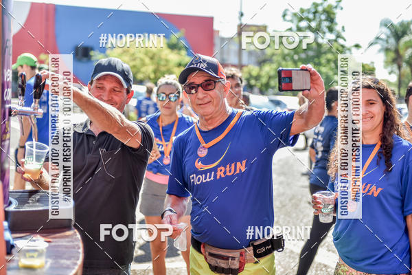 Buy your photos of the eventFLOW RUN on Fotop
