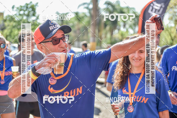 Buy your photos of the eventFLOW RUN on Fotop