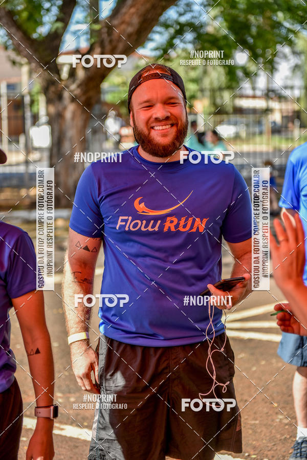 Buy your photos of the eventFLOW RUN on Fotop
