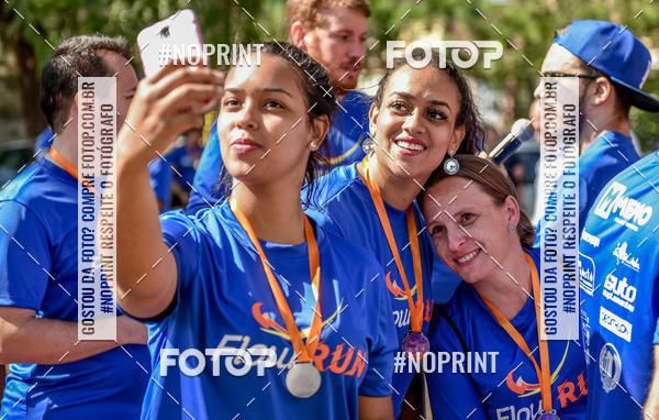 Buy your photos of the eventFLOW RUN on Fotop