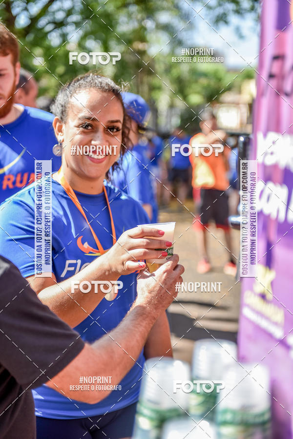Buy your photos of the eventFLOW RUN on Fotop