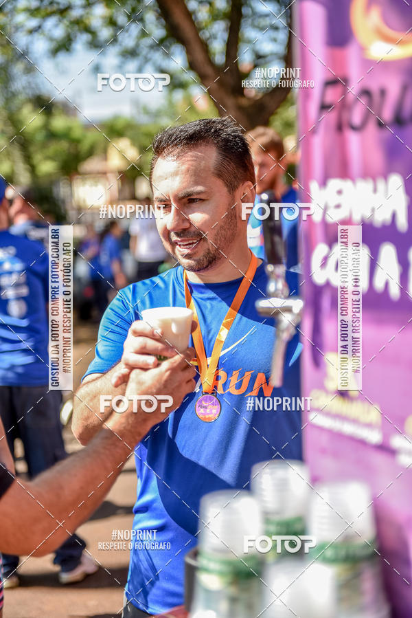 Buy your photos of the eventFLOW RUN on Fotop