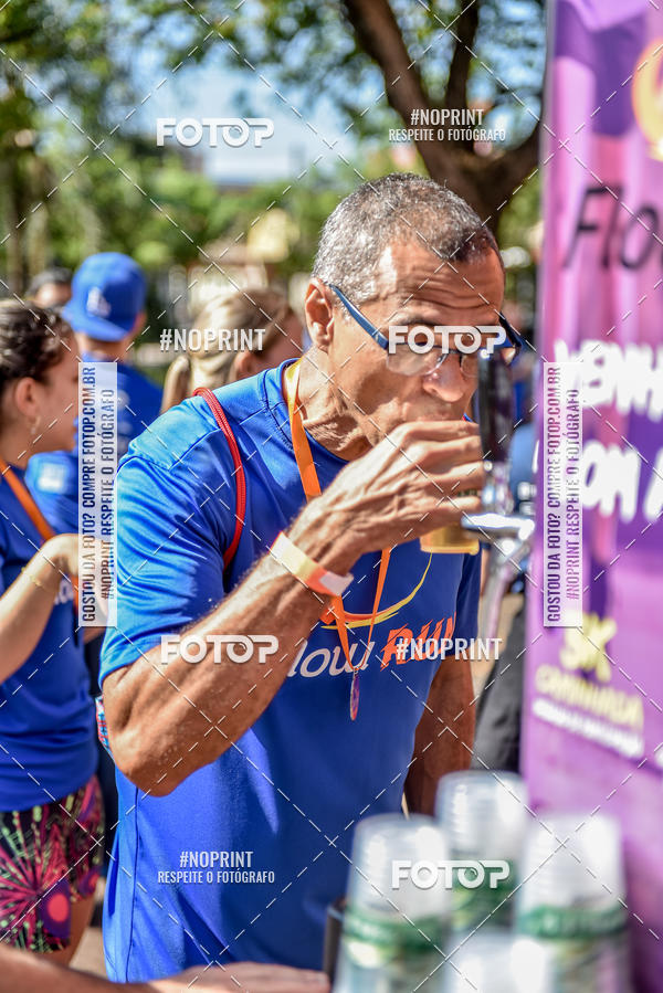 Buy your photos of the eventFLOW RUN on Fotop