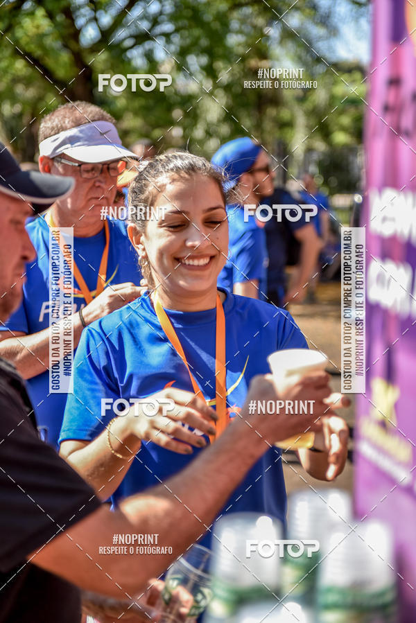 Buy your photos of the eventFLOW RUN on Fotop
