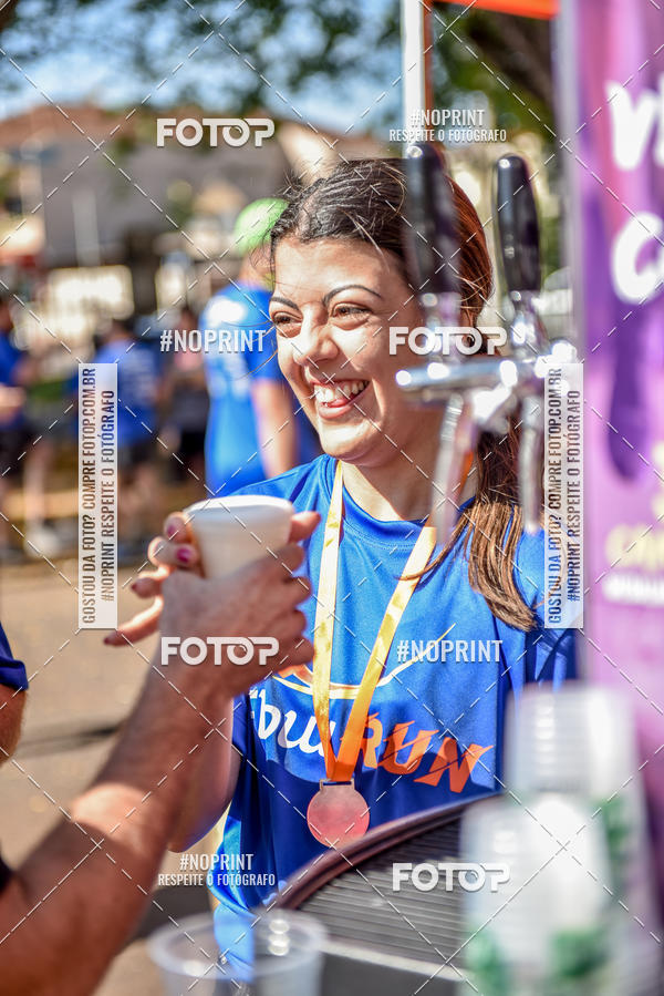 Buy your photos of the eventFLOW RUN on Fotop