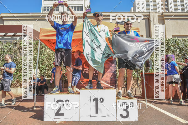 Buy your photos of the eventFLOW RUN on Fotop