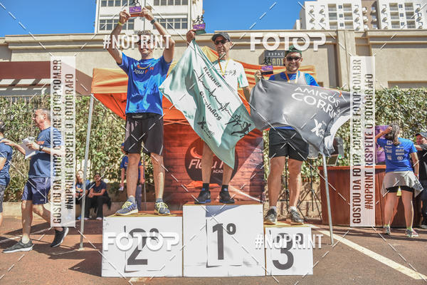 Buy your photos of the eventFLOW RUN on Fotop