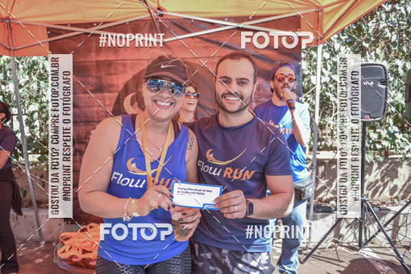 Buy your photos of the eventFLOW RUN on Fotop