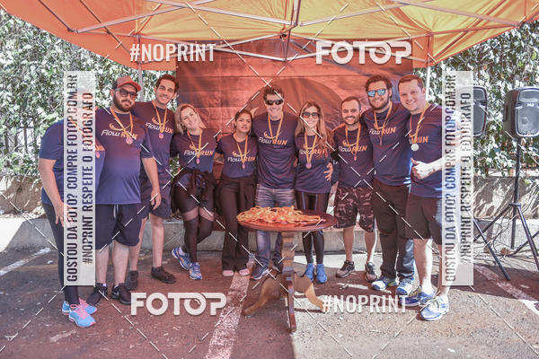 Buy your photos of the eventFLOW RUN on Fotop