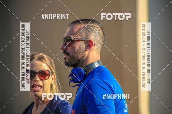 Buy your photos of the eventFLOW RUN on Fotop