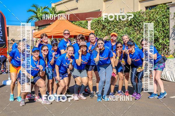 Buy your photos of the eventFLOW RUN on Fotop