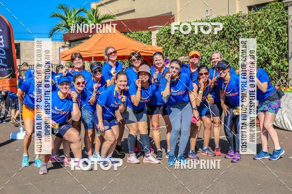Buy your photos of the eventFLOW RUN on Fotop