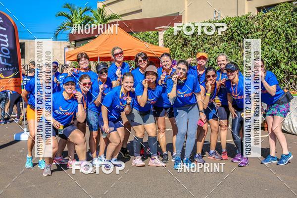 Buy your photos of the eventFLOW RUN on Fotop