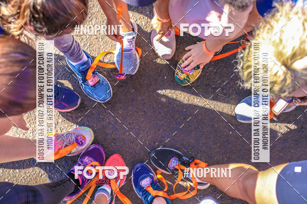 Buy your photos of the eventFLOW RUN on Fotop