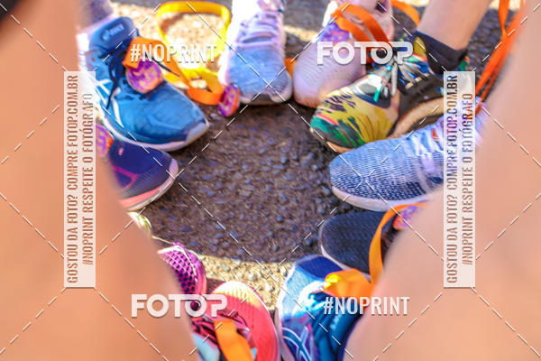 Buy your photos of the eventFLOW RUN on Fotop
