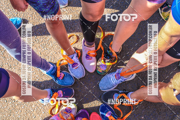 Buy your photos of the eventFLOW RUN on Fotop