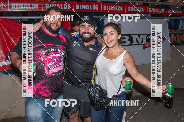 Buy your photos of the eventNight Track 2019 on Fotop