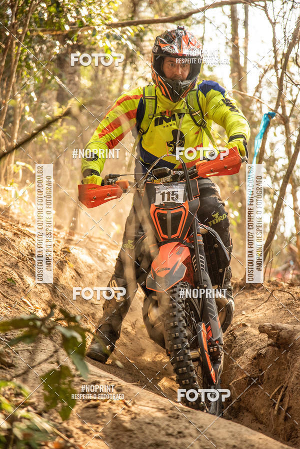 Buy your photos of the eventNight Track 2019 on Fotop