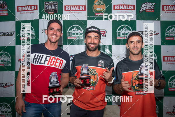 Buy your photos of the eventNight Track 2019 on Fotop