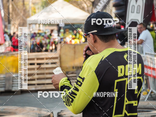 Buy your photos of the eventNight Track 2019 on Fotop