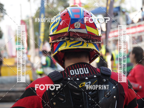 Buy your photos of the eventNight Track 2019 on Fotop