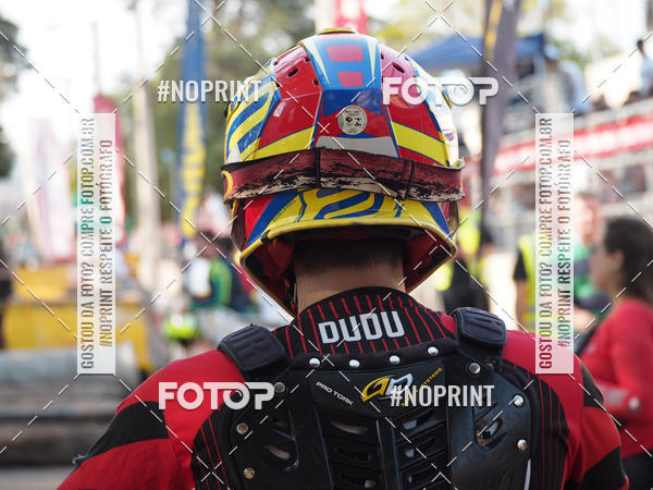 Buy your photos of the eventNight Track 2019 on Fotop