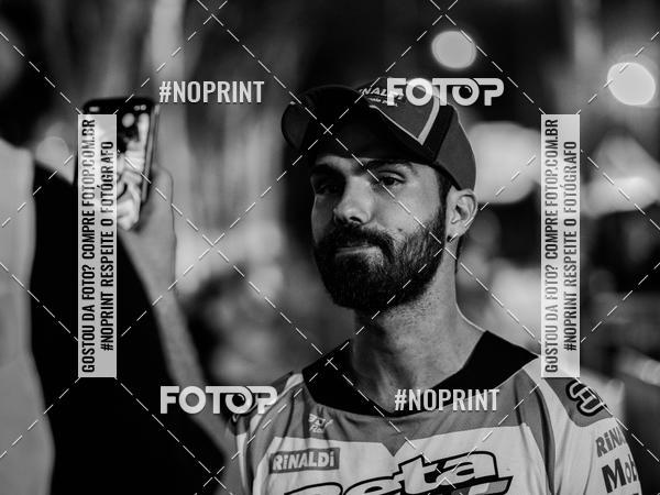 Buy your photos of the eventNight Track 2019 on Fotop