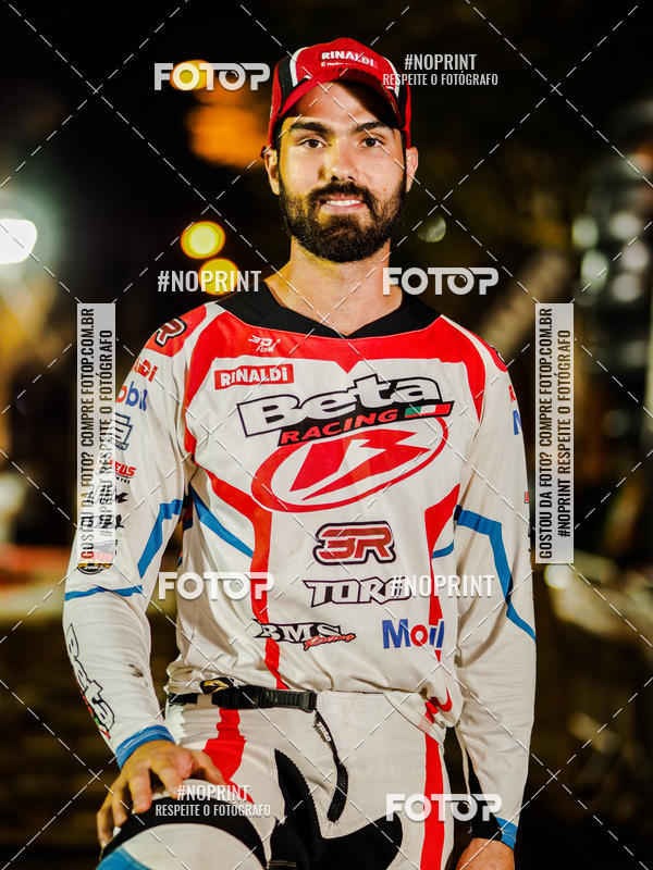 Buy your photos of the eventNight Track 2019 on Fotop