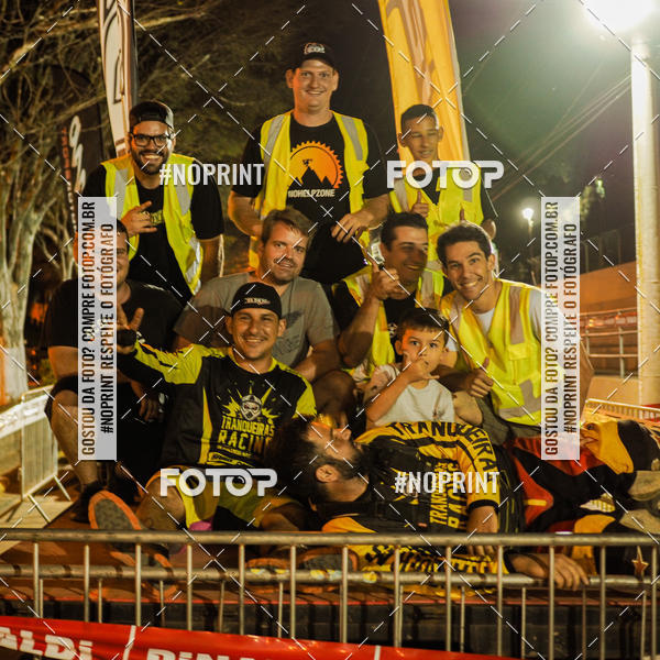 Buy your photos of the eventNight Track 2019 on Fotop