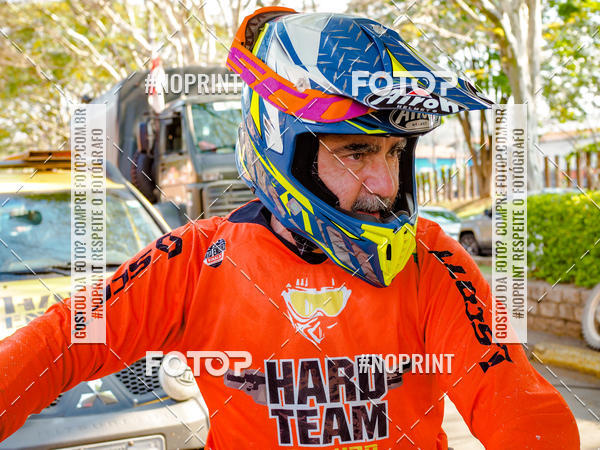 Buy your photos of the eventNight Track 2019 on Fotop