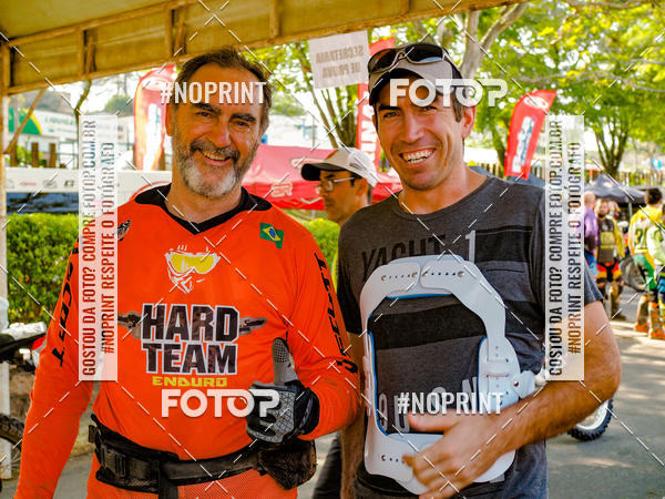 Buy your photos of the eventNight Track 2019 on Fotop