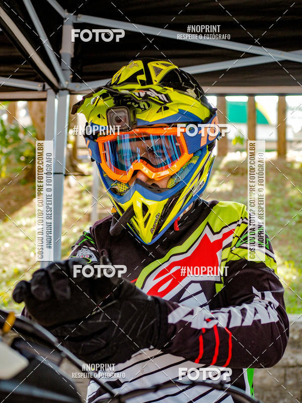 Buy your photos of the eventNight Track 2019 on Fotop