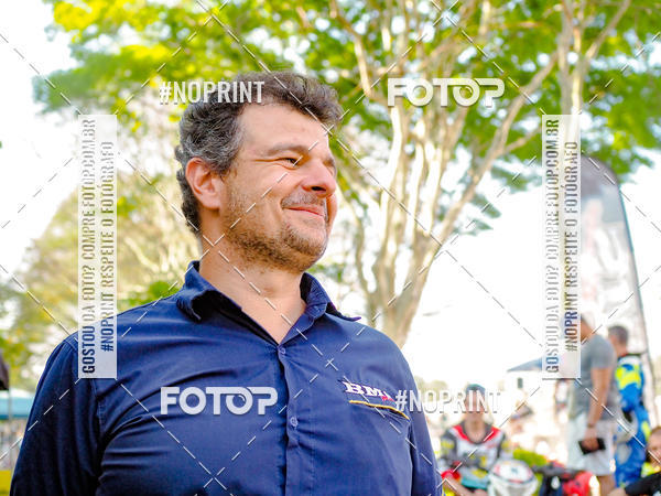 Buy your photos of the eventNight Track 2019 on Fotop