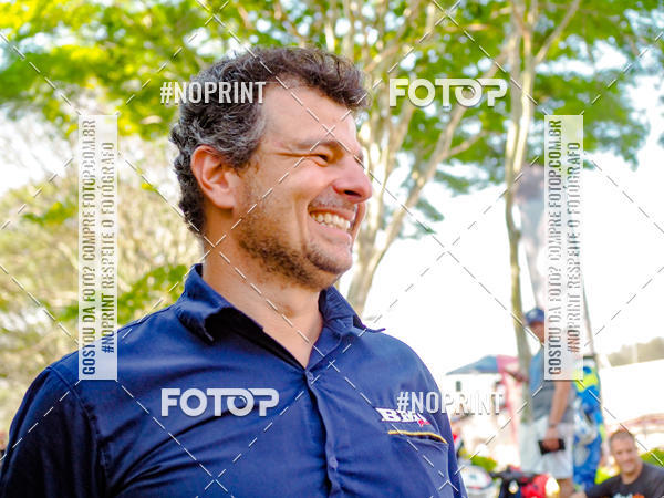 Buy your photos of the eventNight Track 2019 on Fotop