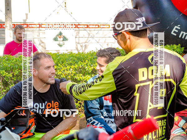 Buy your photos of the eventNight Track 2019 on Fotop