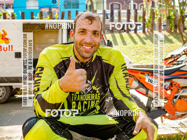 Buy your photos of the eventNight Track 2019 on Fotop