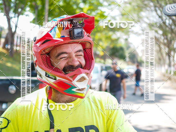 Buy your photos of the eventNight Track 2019 on Fotop