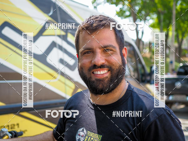 Buy your photos of the eventNight Track 2019 on Fotop