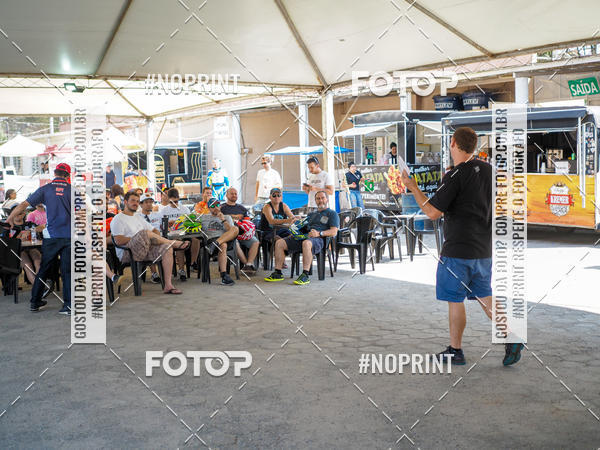 Buy your photos of the eventNight Track 2019 on Fotop