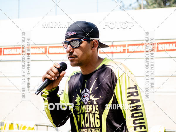 Buy your photos of the eventNight Track 2019 on Fotop