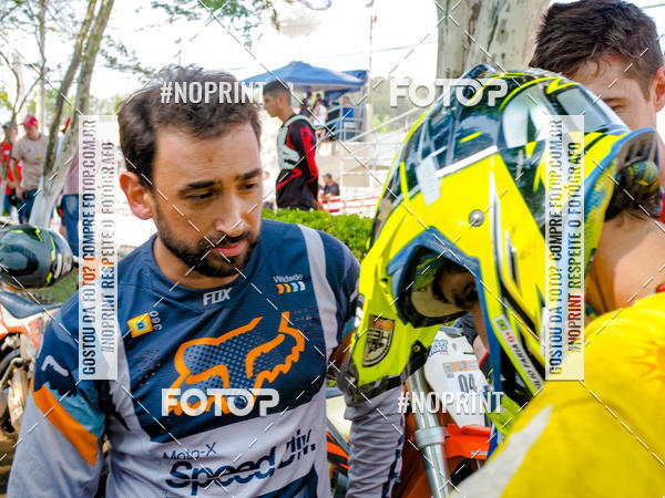 Buy your photos of the eventNight Track 2019 on Fotop