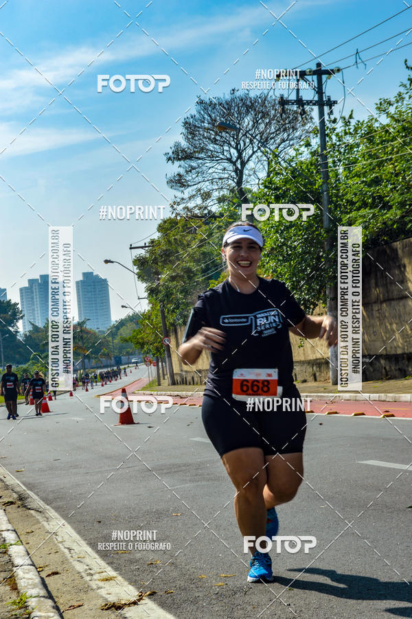 Buy your photos of the eventSANTANDER TRACK&FIELD RUN SERIES Taubat Shopping on Fotop