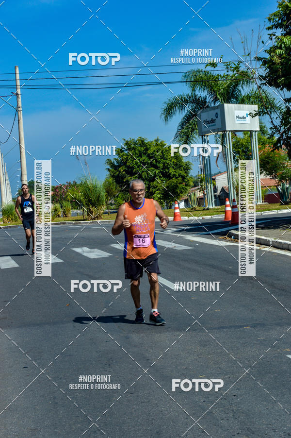 Buy your photos of the eventSANTANDER TRACK&FIELD RUN SERIES Taubat Shopping on Fotop