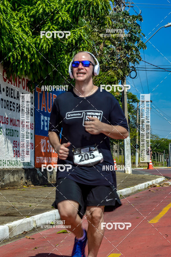 Buy your photos of the eventSANTANDER TRACK&FIELD RUN SERIES Taubat Shopping on Fotop
