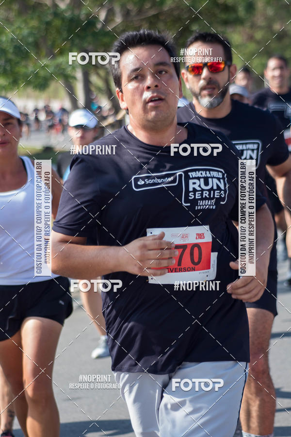 Buy your photos of the eventSANTANDER TRACK&FIELD RUN SERIES Taubat Shopping on Fotop