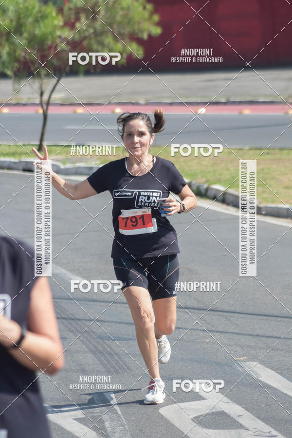 Buy your photos of the eventSANTANDER TRACK&FIELD RUN SERIES Taubat Shopping on Fotop
