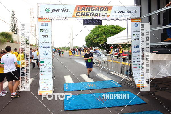 Achetez vos photos de l'vnement10 Corrida RCR Pompia sur Fotop