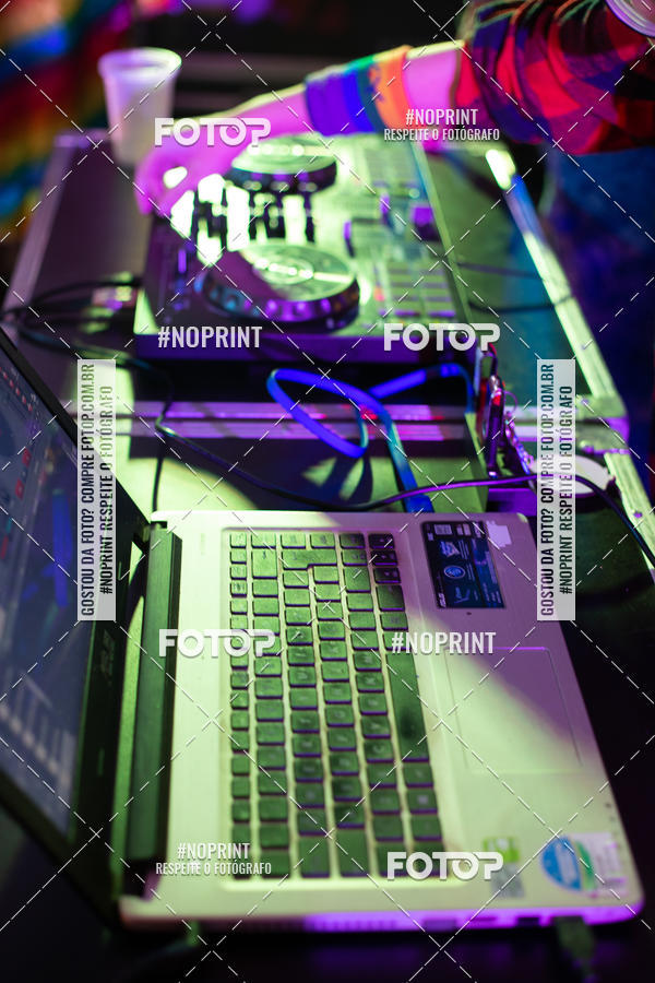 Buy your photos of the event2 Parada do Orgulho LGBT de PG on Fotop