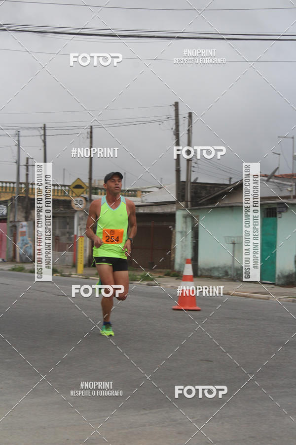 Buy your photos of the eventSuzano Shopping Run  on Fotop