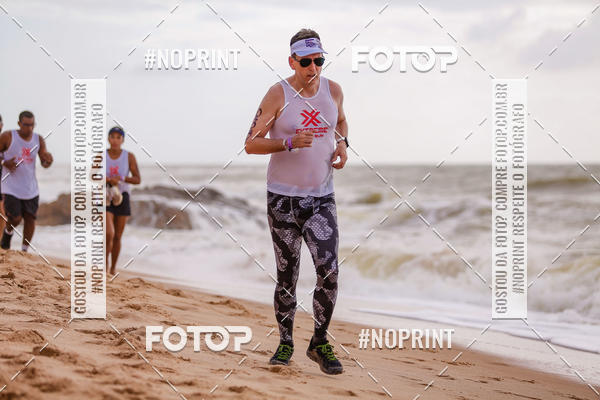 Achetez vos photos de l'vnementEXTREME BEACH RUN sur Fotop